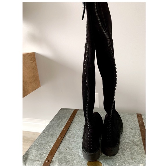 Kendall + Kylie boots - Picture 3 of 5